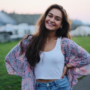 Meet your Posher, Maricella